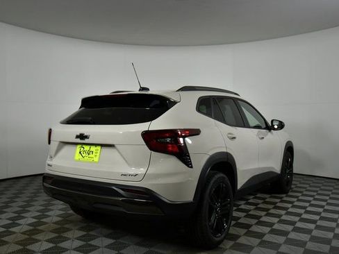 New 2026 Chevrolet Trax ACTIV w/ Driver Confidence Package FWD image 11