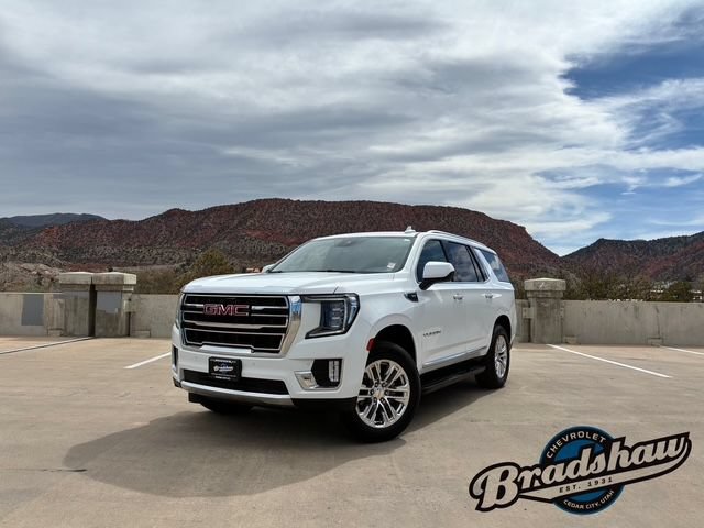 Used 2024 GMC Yukon SLT AWD/4WD image 1