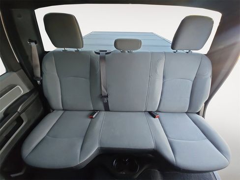 Used 2021 RAM 2500 Big Horn image 13