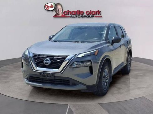 Certified 2023 Nissan Rogue S FWD image 1