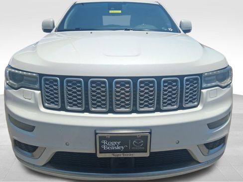 Used 2018 Jeep Grand Cherokee Summit w/ Platinum Series Group AWD/4WD image 2