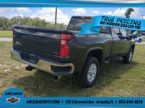 Used 2024 Chevrolet Silverado 2500 LTZ AWD/4WD image 4