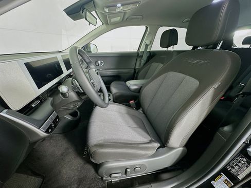 Used 2024 Hyundai Ioniq 5 SE RWD image 13
