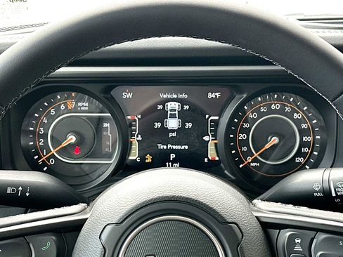 New 2026 Jeep Gladiator Sport image 19