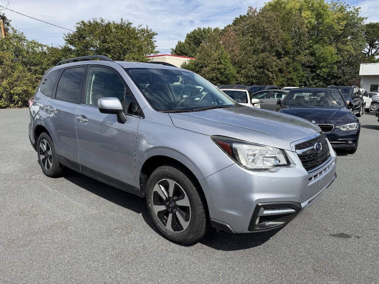 Used 2017 Subaru Forester 2.5i Limited w/ Popular Package #1 AWD/4WD image 3