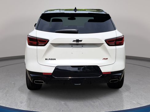 Used 2023 Chevrolet Blazer RS w/ Enhanced Convenience Package FWD image 6
