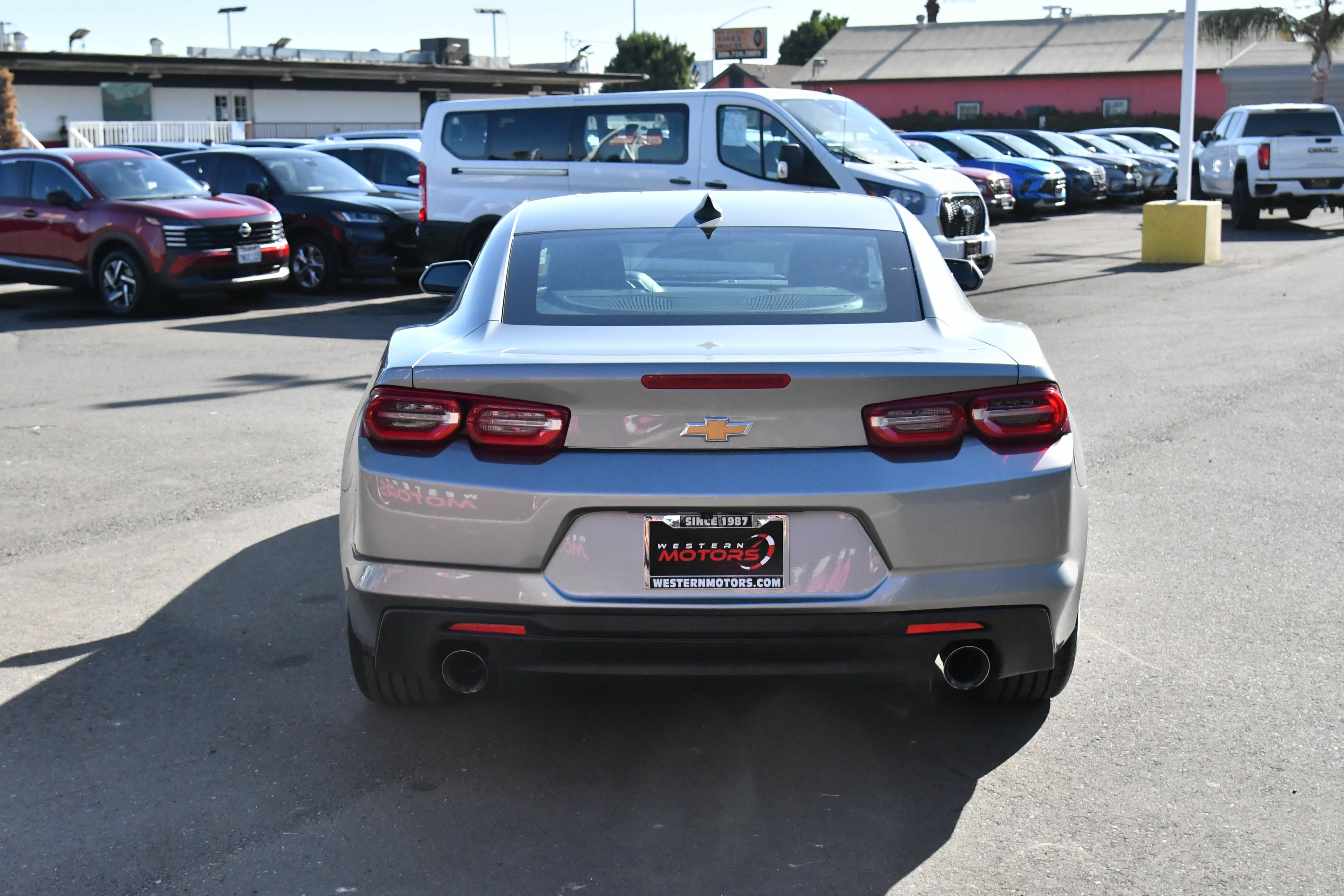Used 2023 Chevrolet Camaro LT RWD image 7