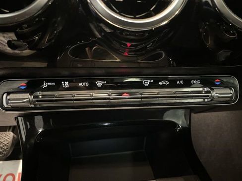 Used 2020 Mercedes-Benz A 220 4MATIC image 19