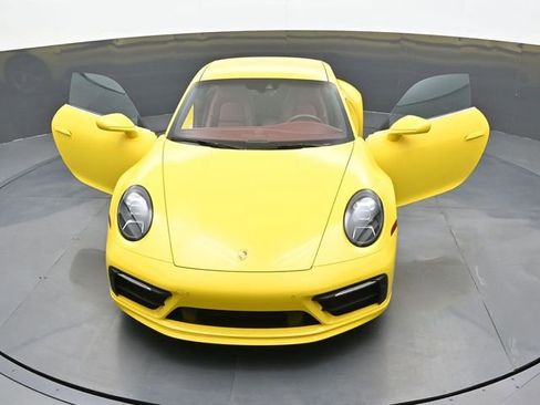 Certified 2024 Porsche 911 Carrera S RWD image 28