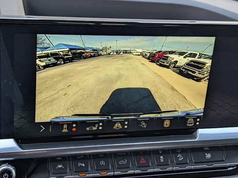 New 2026 GMC Sierra 1500 SLT image 17