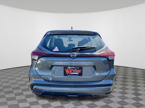 New 2025 Nissan Kicks Play S image 8