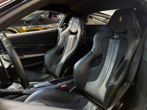 Used 2020 Ferrari F8 Tributo RWD image 22