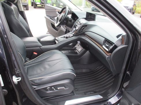 Used 2023 Acura RDX AWD w/ Advance Package image 16