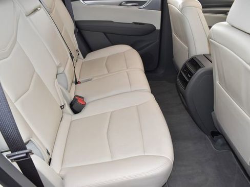 Certified 2023 Cadillac XT5 Premium Luxury AWD/4WD image 12