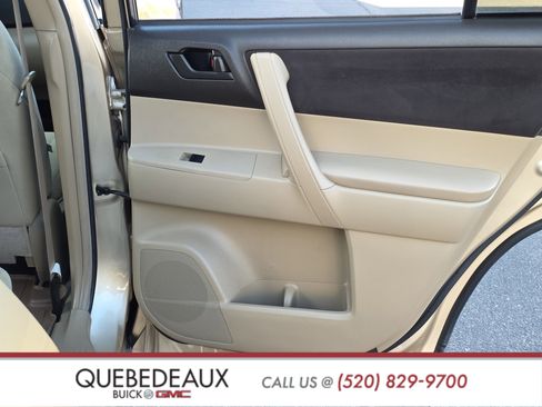 Used 2010 Toyota Highlander 4WD image 24