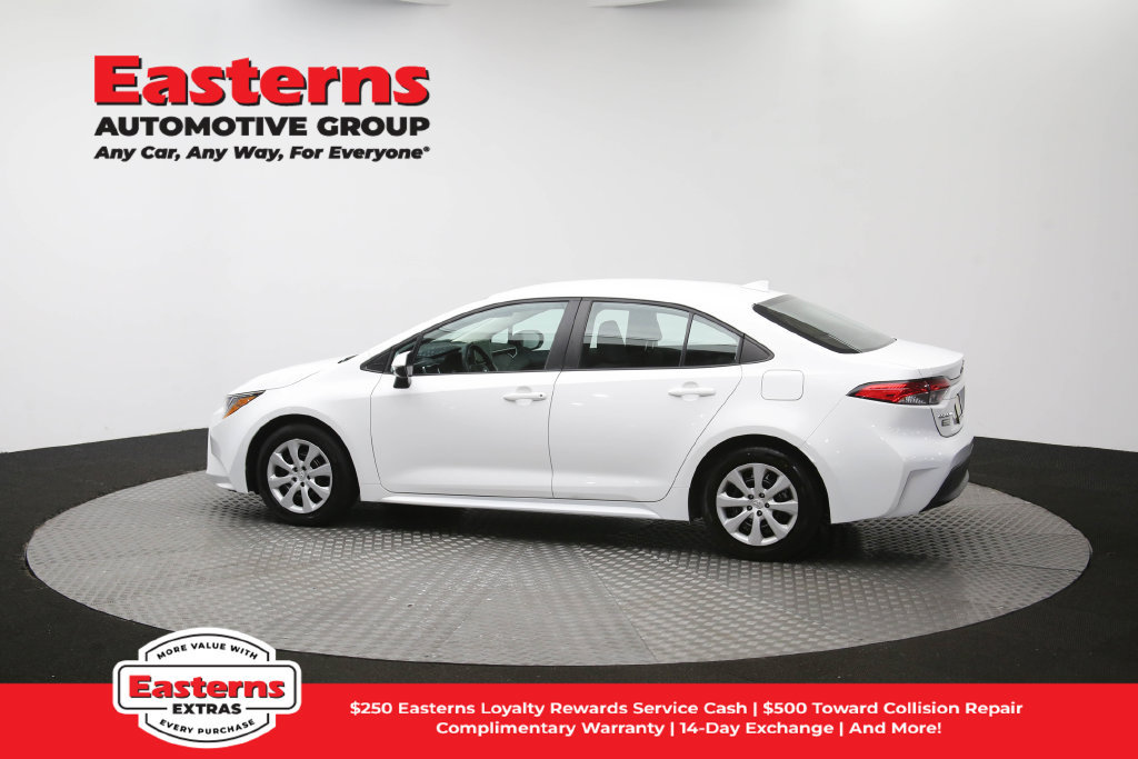 Used 2024 Toyota Corolla LE FWD image 61