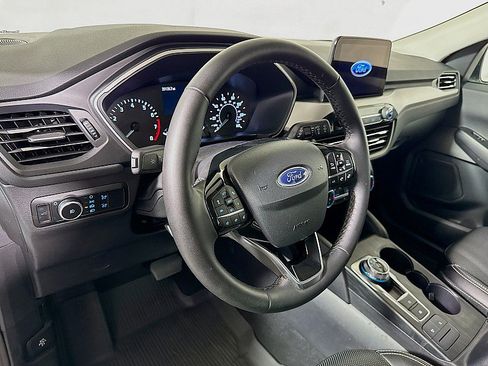 Used 2022 Ford Escape SEL AWD/4WD image 9