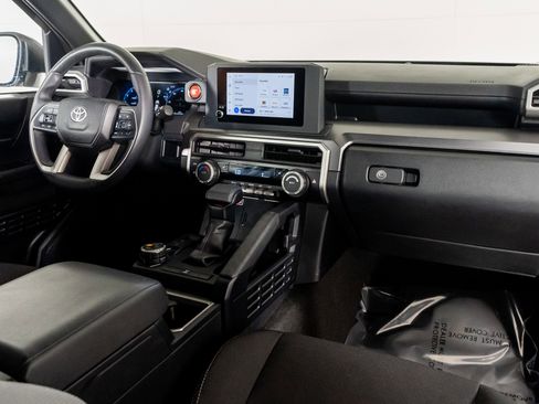 Used 2025 Toyota 4Runner TRD Off-Road image 48