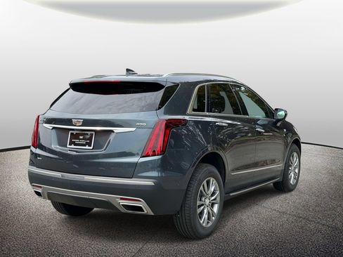 Used 2021 Cadillac XT5 Premium Luxury AWD/4WD image 2
