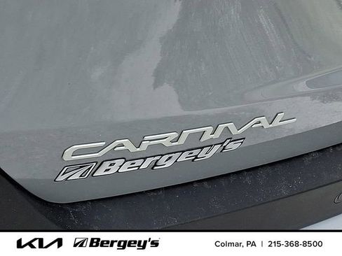 New 2026 Kia Carnival EX FWD image 21