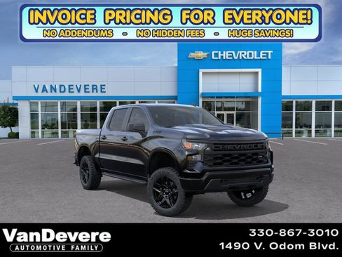 New 2026 Chevrolet Silverado 1500 Custom Trail Boss w/ Dark Appearance Package AWD/4WD image 1