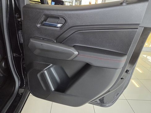 Used 2023 Chevrolet Colorado Z71 w/ Z71 Convenience Package 2 image 21