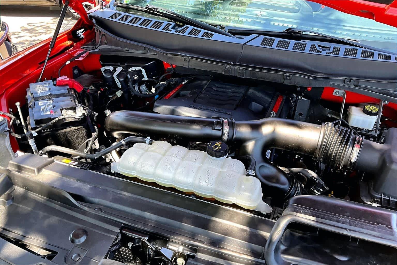 Certified 2022 Ford F150 Raptor w/ Equipment Group 801A High AWD/4WD image 33