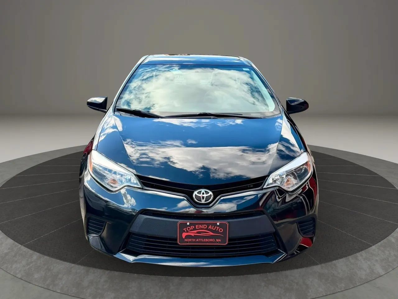 Used 2016 Toyota Corolla L FWD image 2