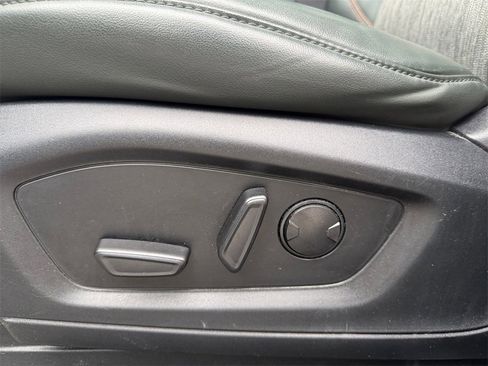 Used 2023 Ford Explorer Timberline image 13