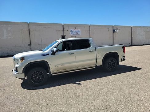 Used 2021 GMC Sierra 1500 Denali w/ Denali Ultimate Package AWD/4WD image 31