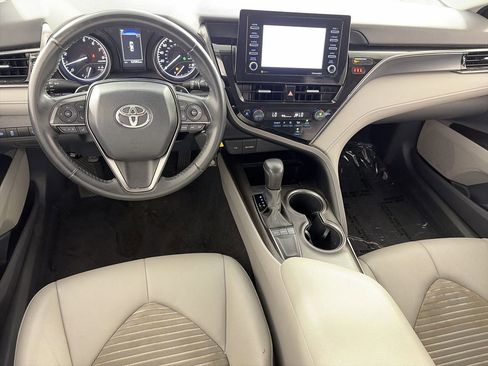 Used 2022 Toyota Camry SE FWD image 20