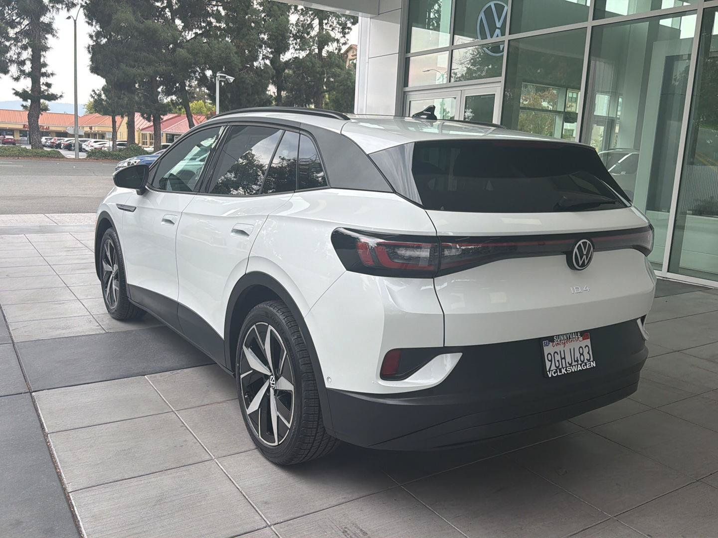 Certified 2023 Volkswagen ID.4 Pro S RWD image 3