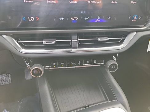 New 2026 Chevrolet Equinox EV LT w/ LPO, Blackout Package FWD image 33