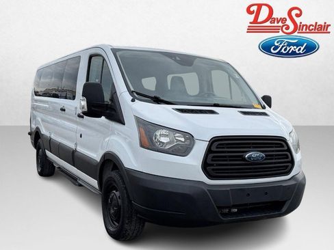 Used 2018 Ford Transit 350 XL image 4