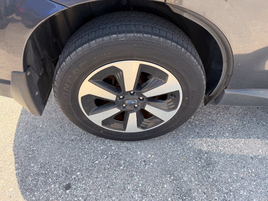 Used 2018 Subaru Forester 2.5i Premium AWD/4WD image 5
