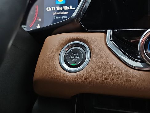 Certified 2024 GMC Canyon AT4 w/ AT4 Premium Package image 23