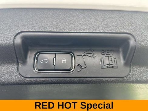 Used 2020 Ford Explorer ST w/ Premium Technology Package AWD/4WD image 37