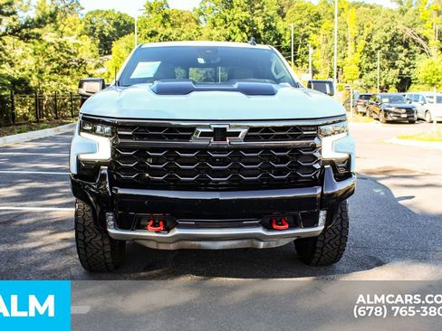 Used 2024 Chevrolet Silverado 1500 ZR2 w/ Technology Package AWD/4WD image 10