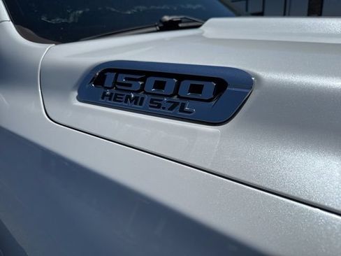 Used 2019 RAM 1500 Limited AWD/4WD image 4