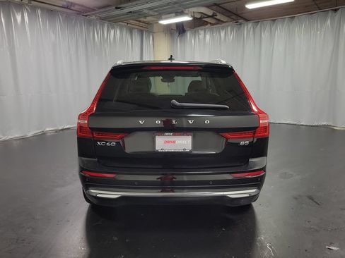 Used 2023 Volvo XC60 B5 Plus FWD image 7