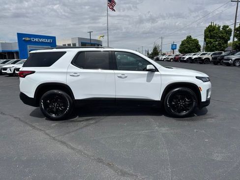 Used 2023 Chevrolet Traverse LT w/ Midnight/Sport Edition AWD/4WD image 8