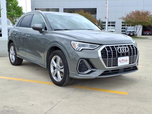 Used 2020 Audi Q3 2.0T Prestige image 3