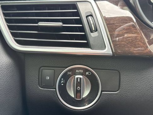Used 2014 Mercedes-Benz ML 350 4MATIC w/ Premium 1 Package image 29