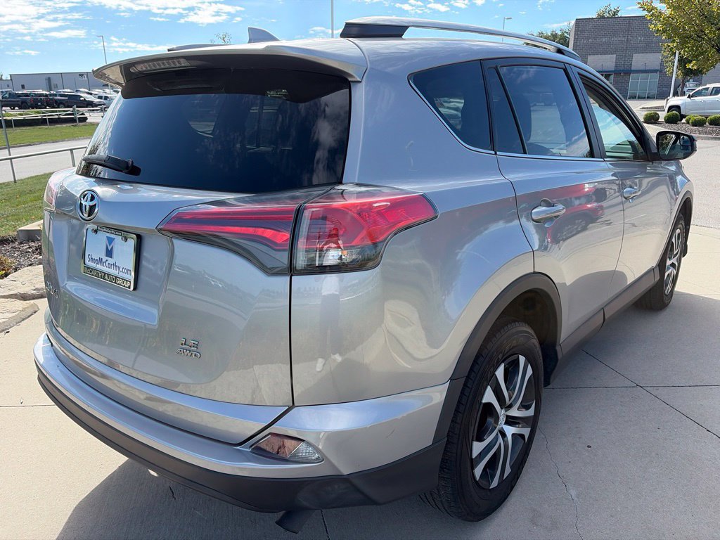 Used 2017 Toyota RAV4 LE w/ All Weather Liner Package AWD/4WD image 19