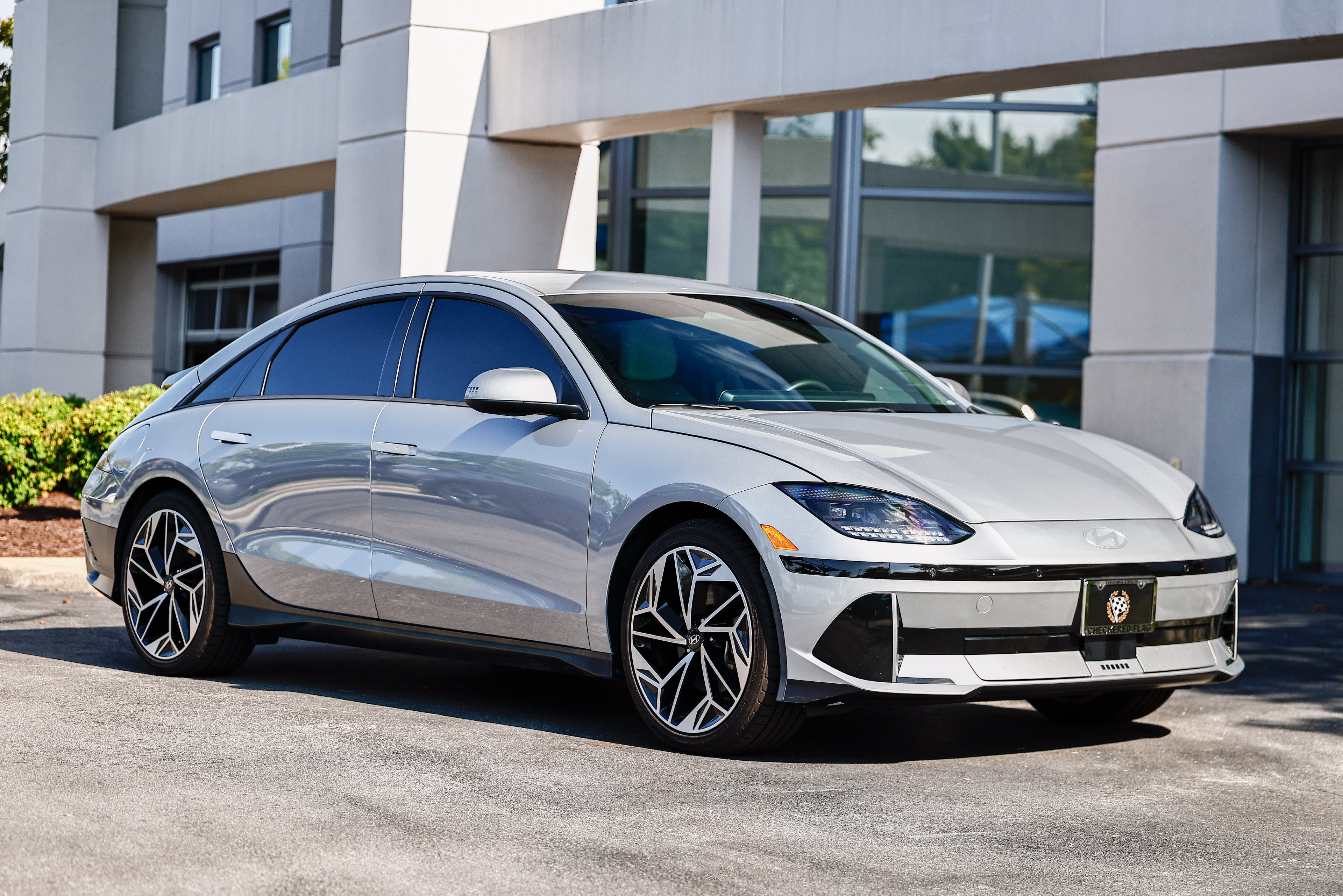 Used 2023 Hyundai Ioniq 6 SEL RWD image 1