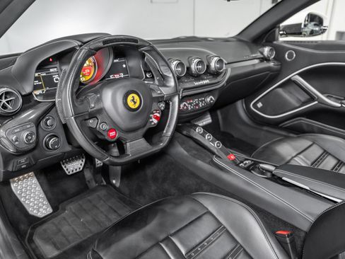 Used 2017 Ferrari F12 Berlinetta RWD image 20