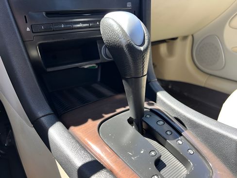 Used 2005 Saab 9-3 Arc FWD image 36