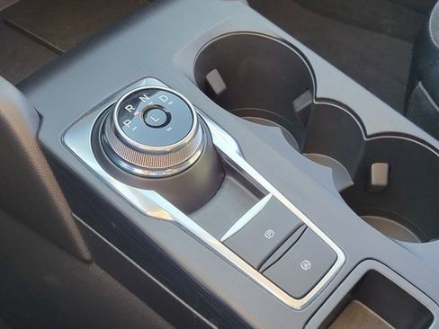 Used 2025 Ford Escape Base w/ Class II Trailer Tow Package image 25