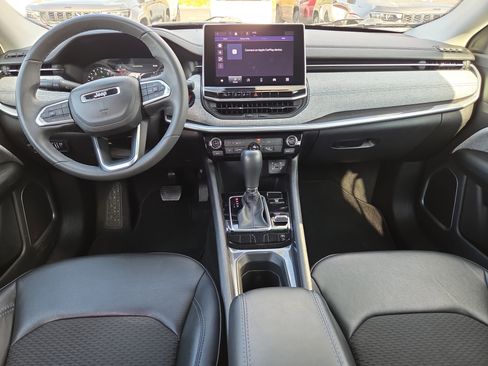 Certified 2022 Jeep Compass Latitude AWD/4WD image 23