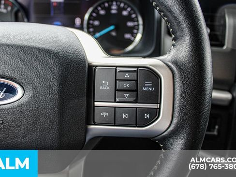 Used 2024 Ford Expedition XLT RWD image 29